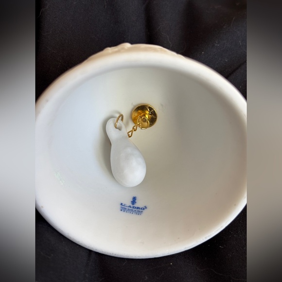 Lladro 1989 Porcelain Christmas Ornament Bell Holiday Vintage Collectible - Picture 6 of 6